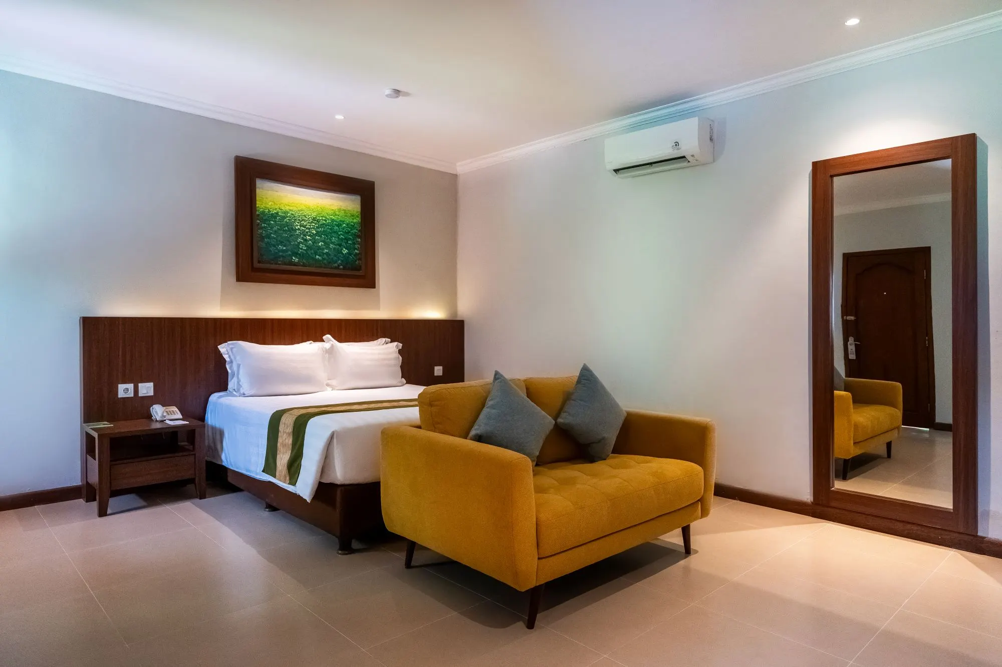 Deluxe Room in Adi Dharma Hotel kuta